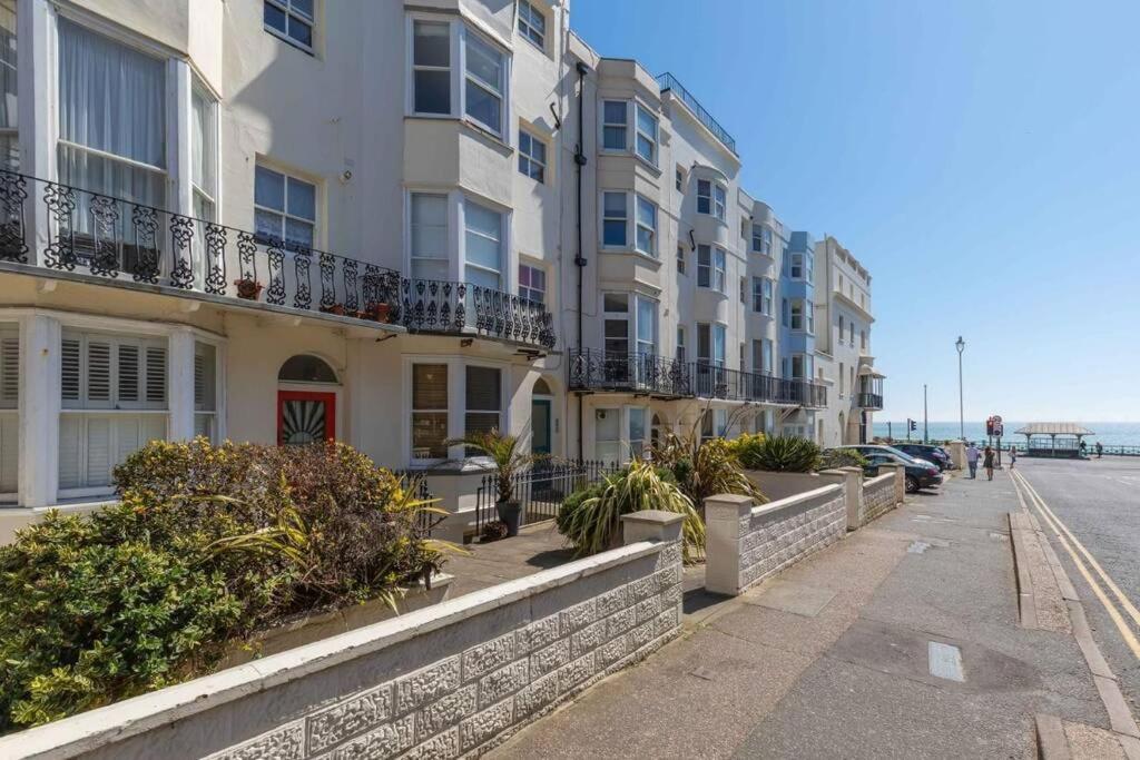 New Seaside Patio - By My Getaways Apartment Brighton Exterior photo
